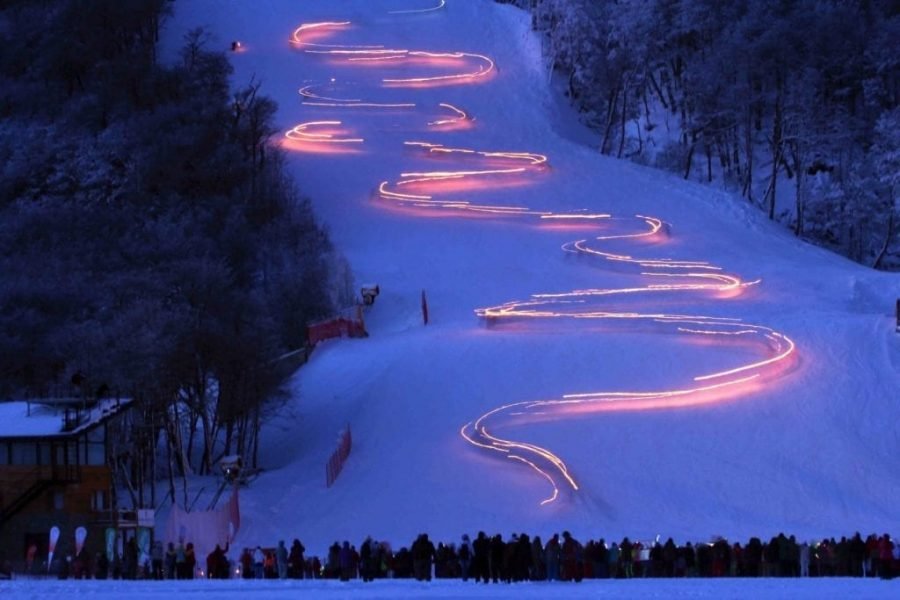 Cerro Castor Antorchas, Estaciones de Esquí, snow, ski, esquiar, defiestaenamérica.com